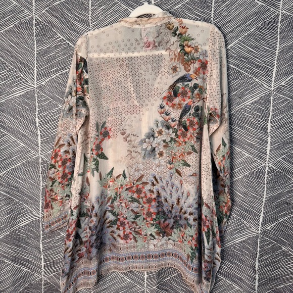 Johnny Was Embroidered Floral Bird Tunic Shirt Top Women's Sz L / XL - Picture 5 of 8